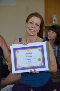 Anusara teacher Robin Christ receiving her certification
